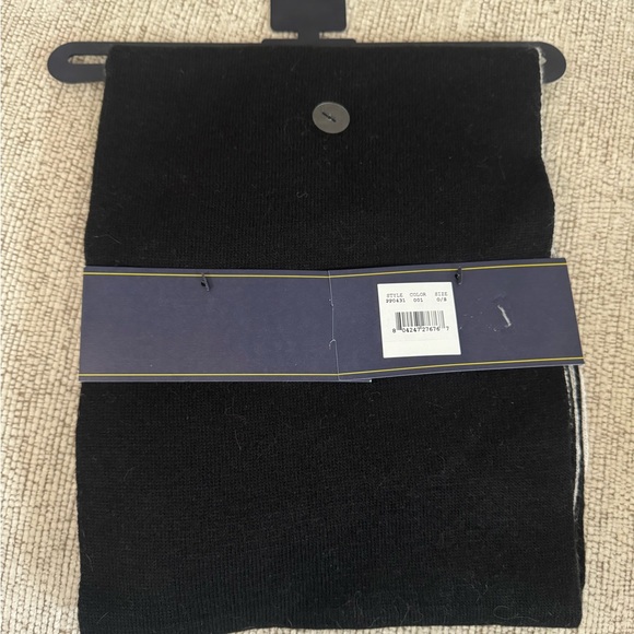 NEW w/Tags Polo by Ralph Lauren Black / White Knit Hat & Scarf Set - Picture 4 of 7